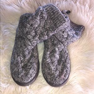 UGG Knit Boots 8”